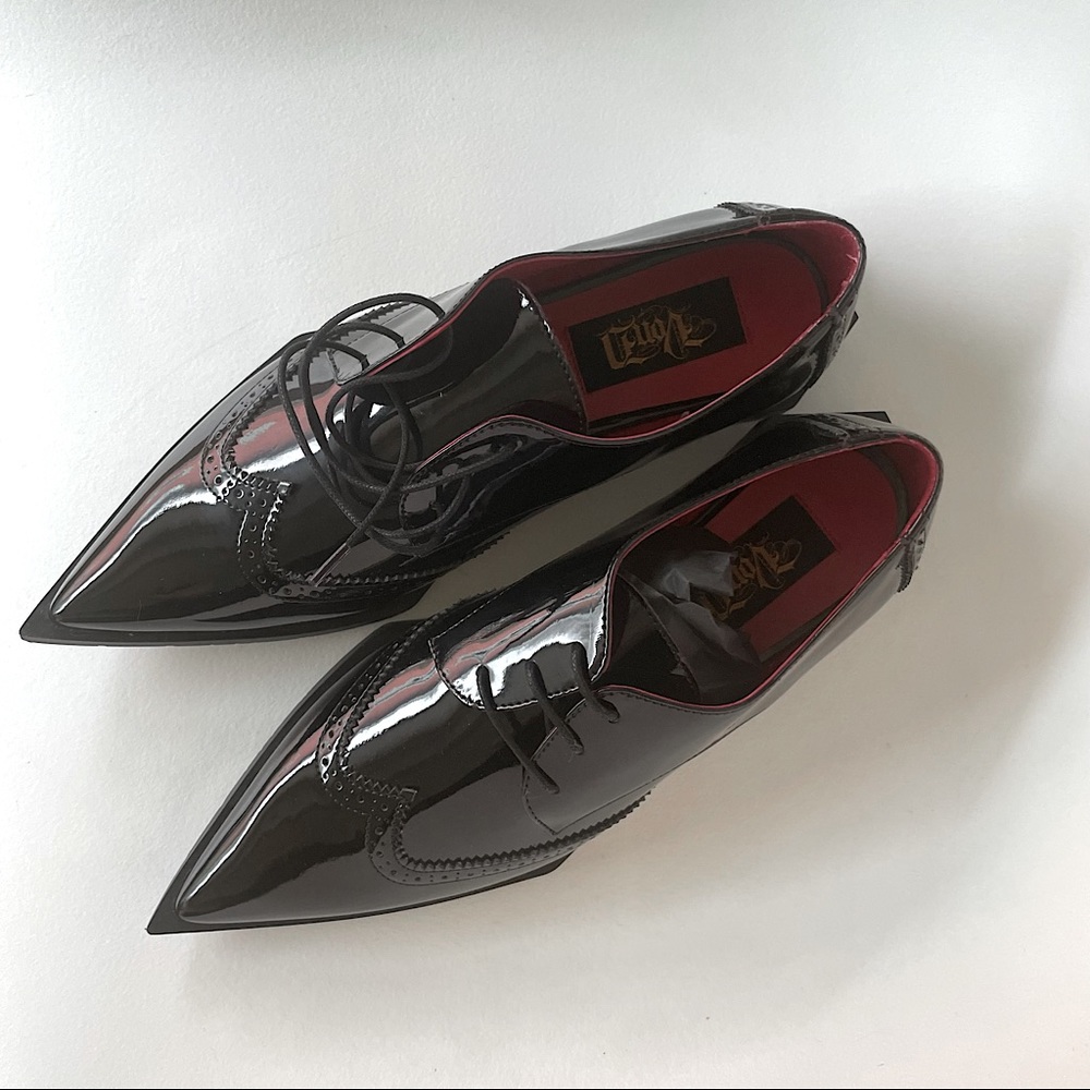 NEW/Never Worn Kat Von D Nina Oxford